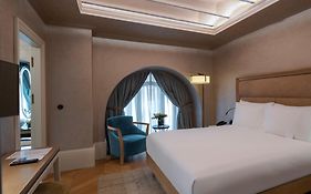 10 Karakoy Otel 5*